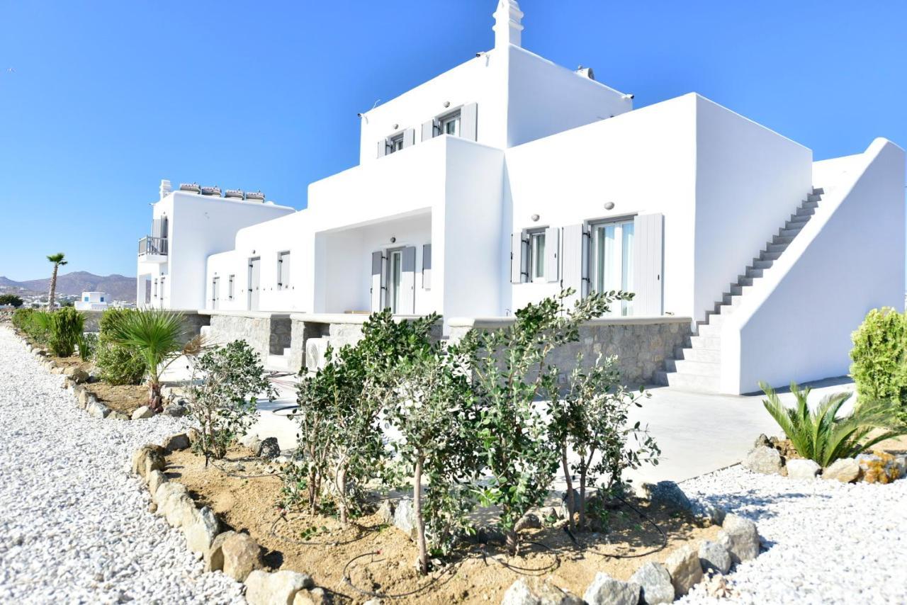 Phoenix * Mykonos Town